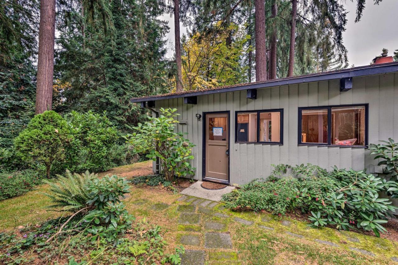 Updated 1970S Island Bungalow, 8 Miles To Seattle! Mercer Island Bagian luar foto