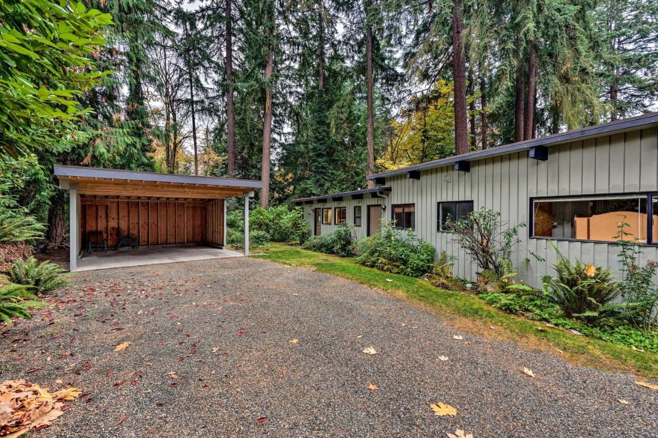 Updated 1970S Island Bungalow, 8 Miles To Seattle! Mercer Island Bagian luar foto