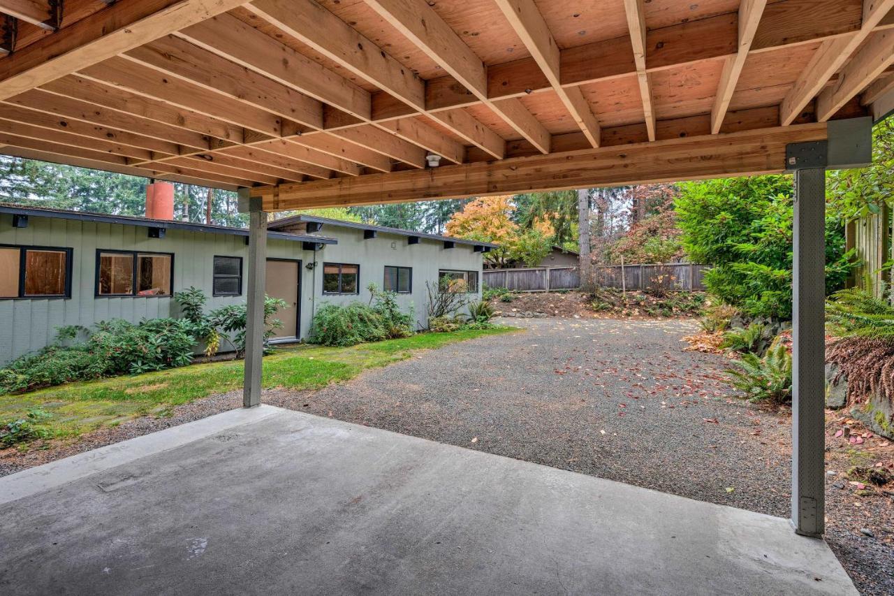 Updated 1970S Island Bungalow, 8 Miles To Seattle! Mercer Island Bagian luar foto