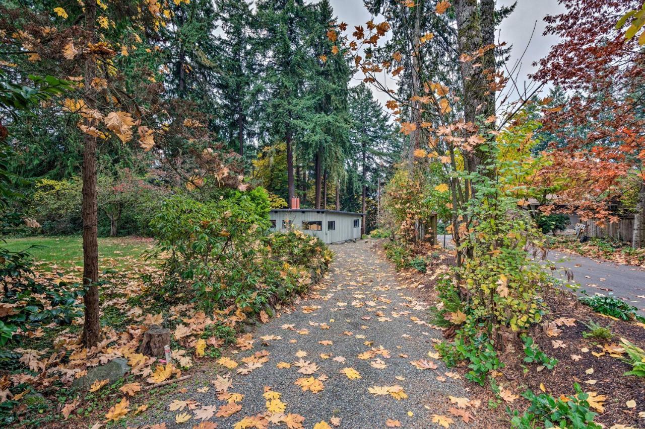 Updated 1970S Island Bungalow, 8 Miles To Seattle! Mercer Island Bagian luar foto